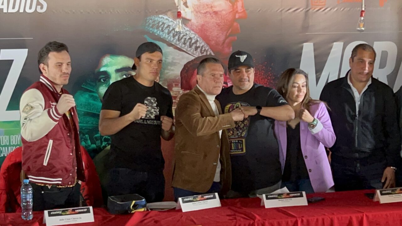 <strong>Julio Cesar Chávez y Erick \"El Terrible\" Morales pactan el \"Último Adiós\"</strong>