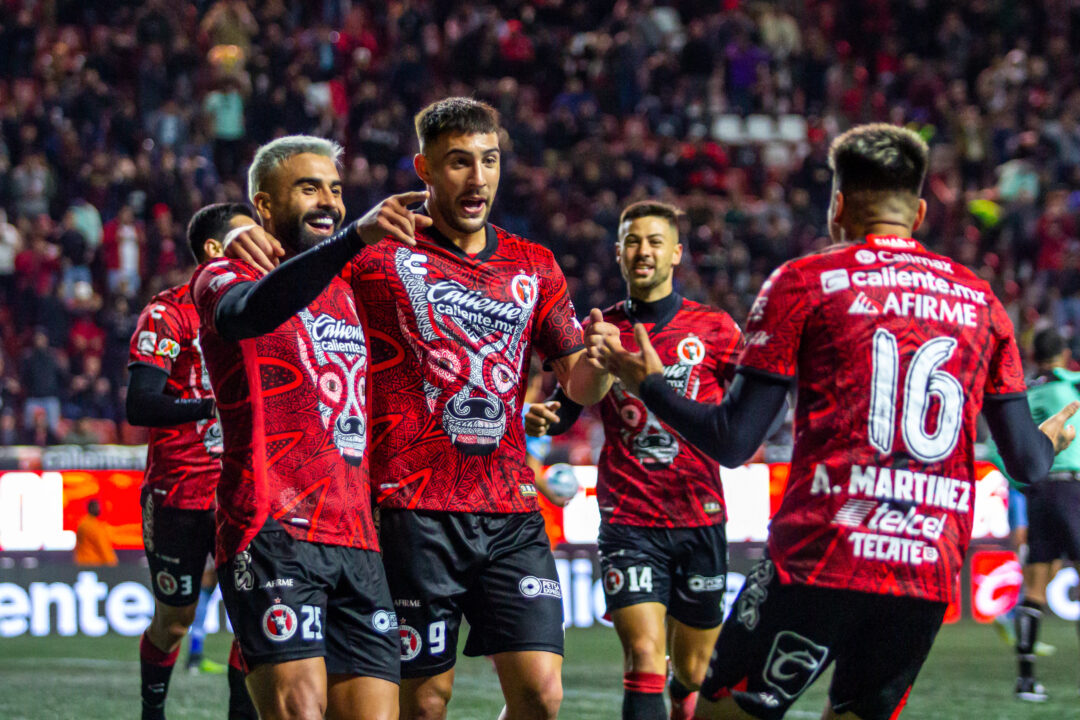 CAMBIO DE ACTITUD EN XOLOS
