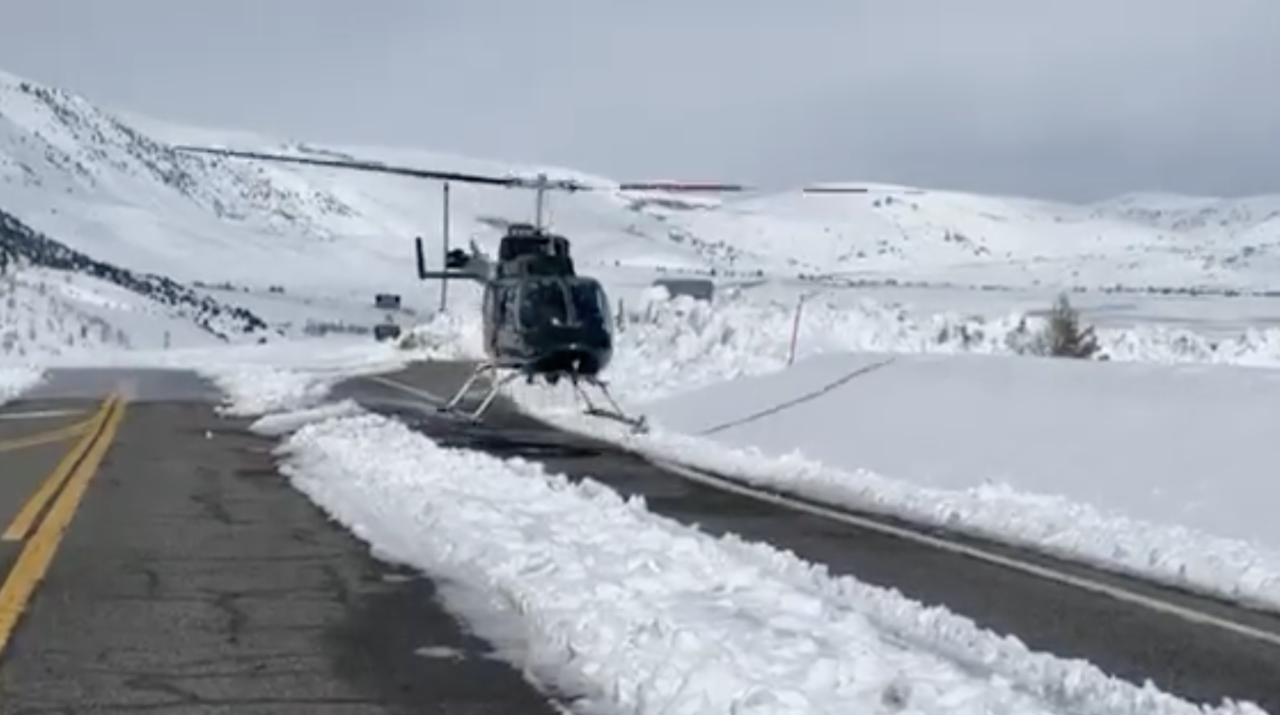 <strong>¿Helicópteros del estado ofrecen “raite” ante el cierre de carreteras al norte de California?</strong>