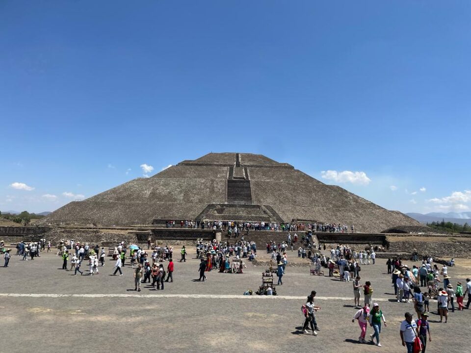 Más de 275 mil personas atestiguaron el equinoccio de primavera en las zonas<br>arqueológicas de México reportó el INAH
