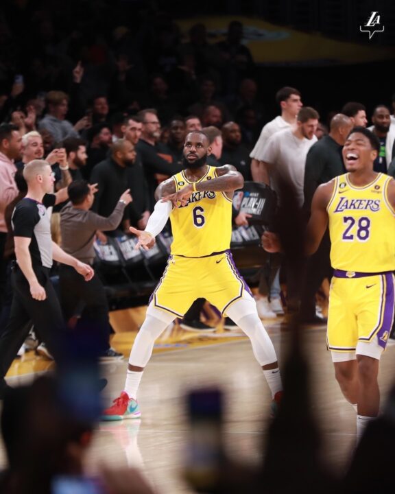 <strong>Lakers y Atlanta se clasifican a los Playoffs de la NBA</strong>