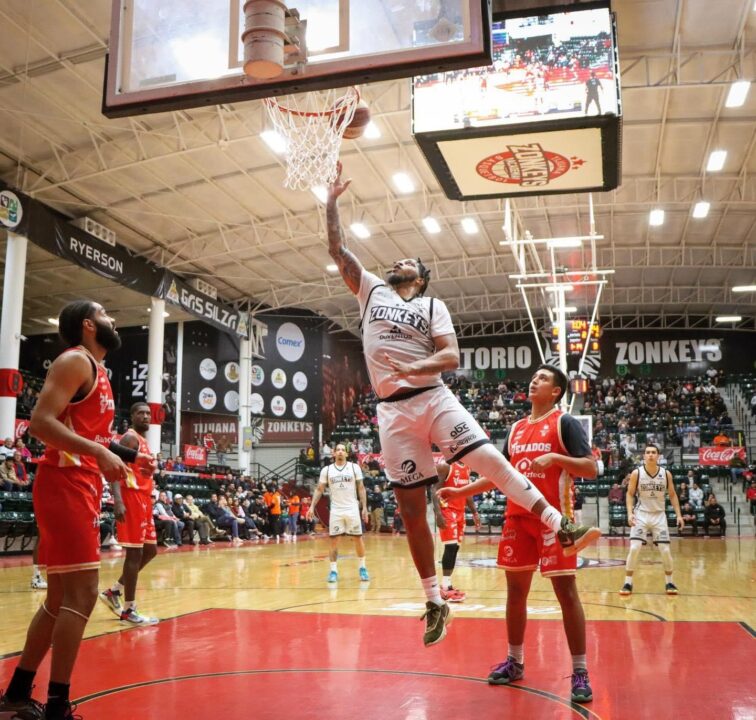 TROPIEZA TIJUANA ZONKEYS EN EL PRIMER DUELO ANTE VENADOS DE MAZATLÁN