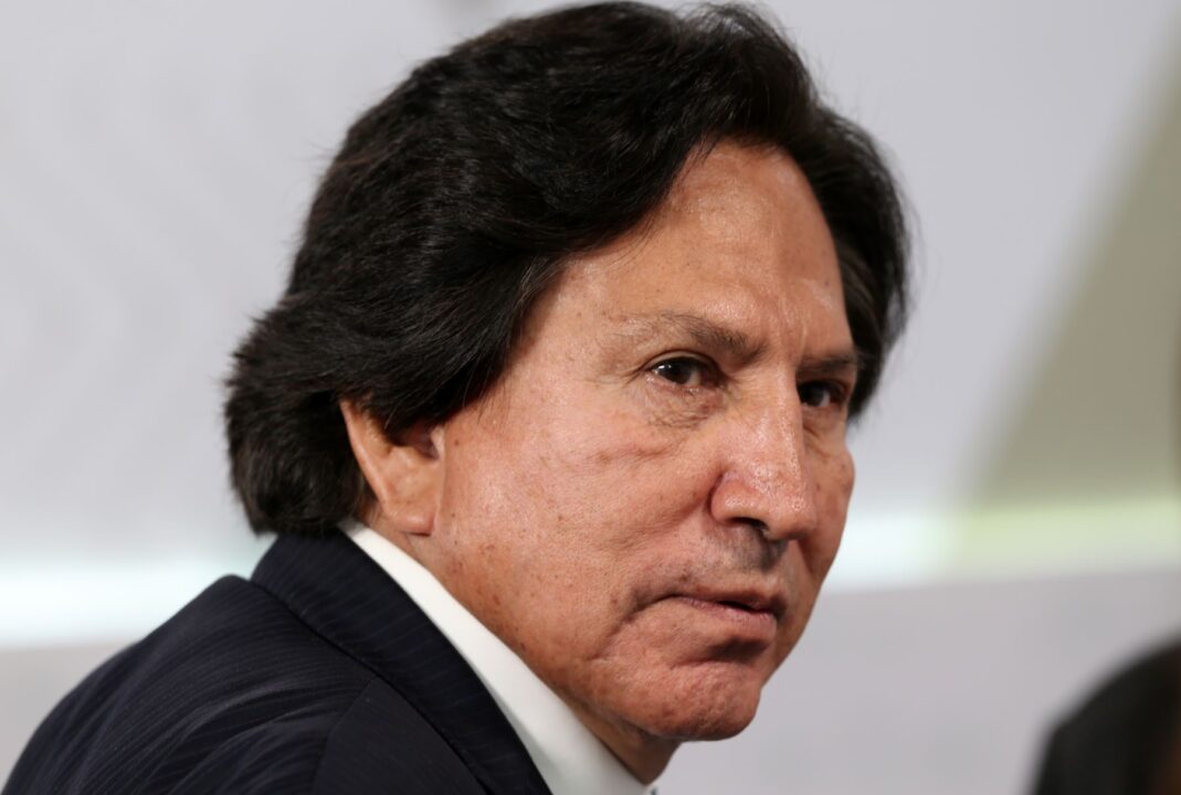 Alejandro Toledo se entregó a la Corte de San José para su extradición al Perú