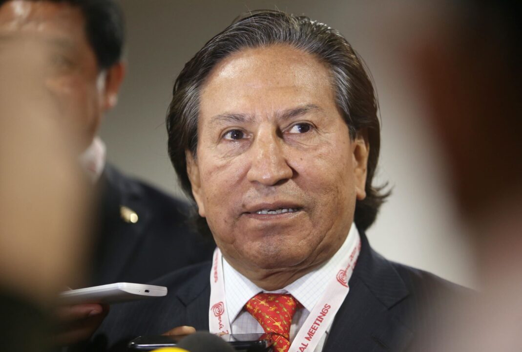 EE.UU. ordenó a Alejandro Toledo entregarse el viernes 21 para proceder a su extradición al Perú