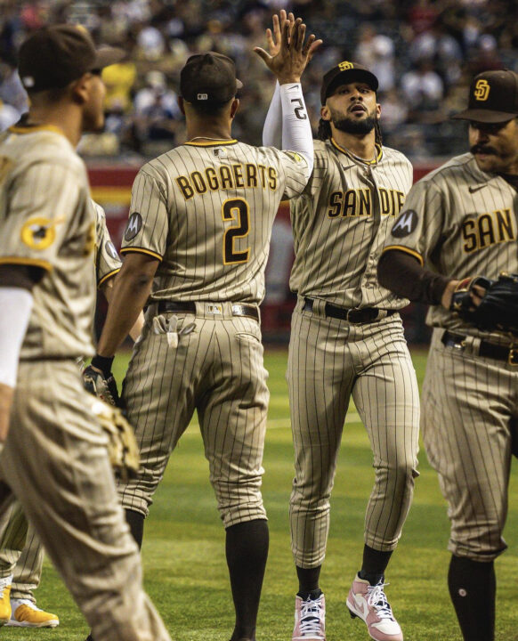 Padres ganan ante Arizona en el regreso de Fernando Tatis Jr.