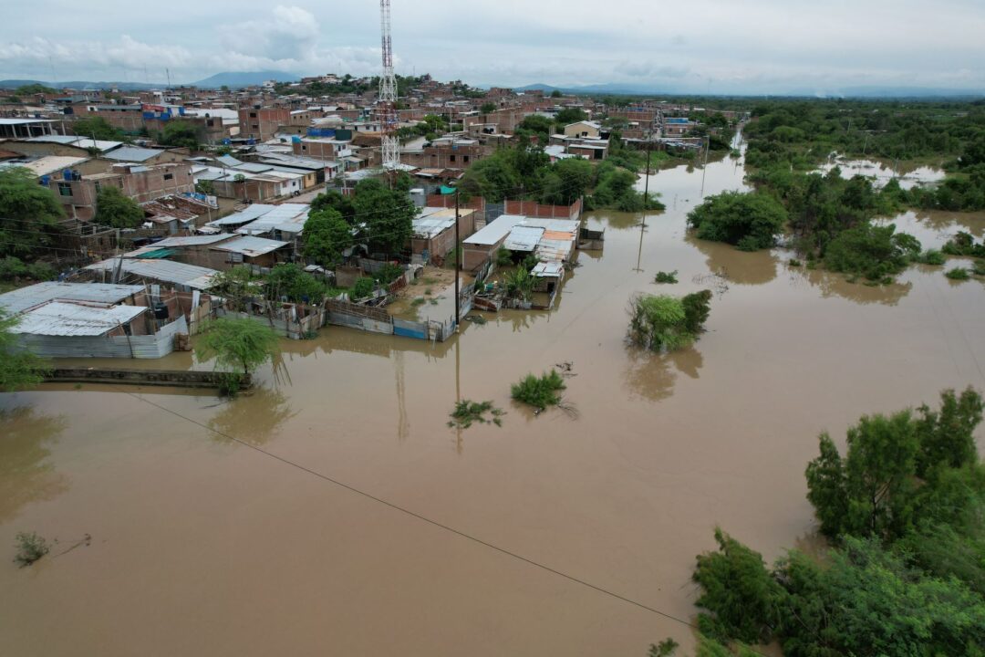 Lluvias, truenos y relámpagos vuelven a azotar la costa norte del Perú