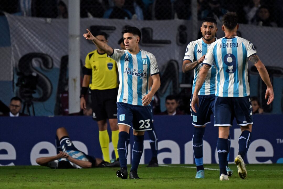 Racing defendió el liderato del Grupo A en la Libertadores