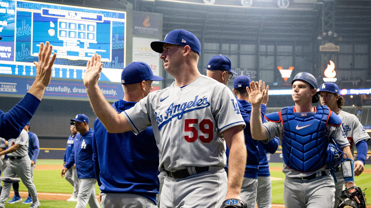 Los Dodgers se alejan en la cima del Oeste en la LN