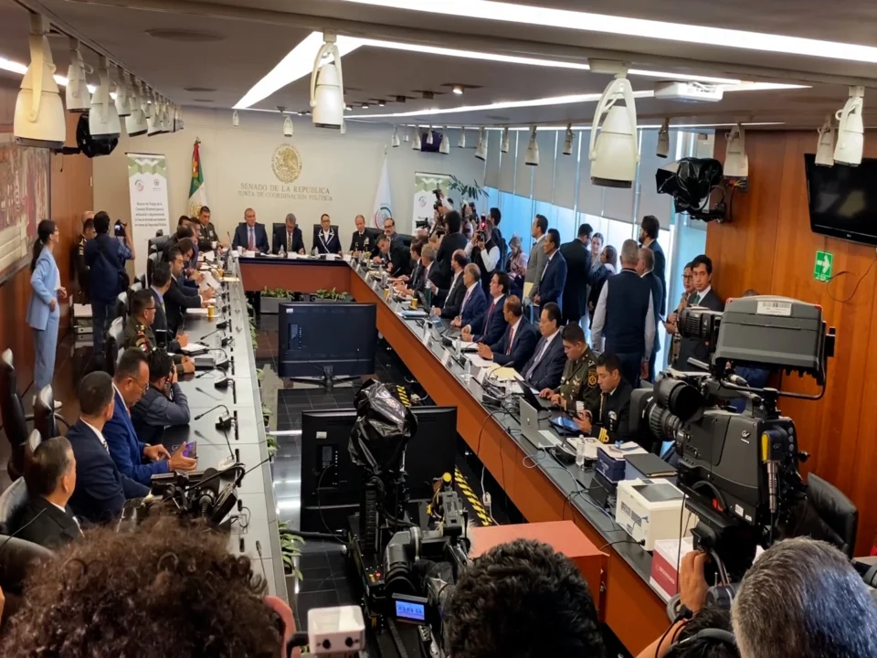 Responsables de la seguridad en México rinden cuentas ante el Poder Legislativo. 