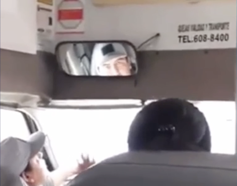 Despiden a chofer por insultar a  persona de la tercera edad