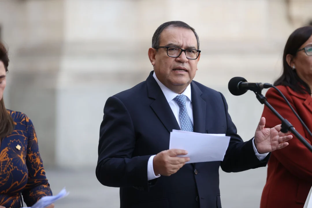 Alberto Otárola propaga discurso de pacificación en Europa: “La crisis en Perú ya concluyó”