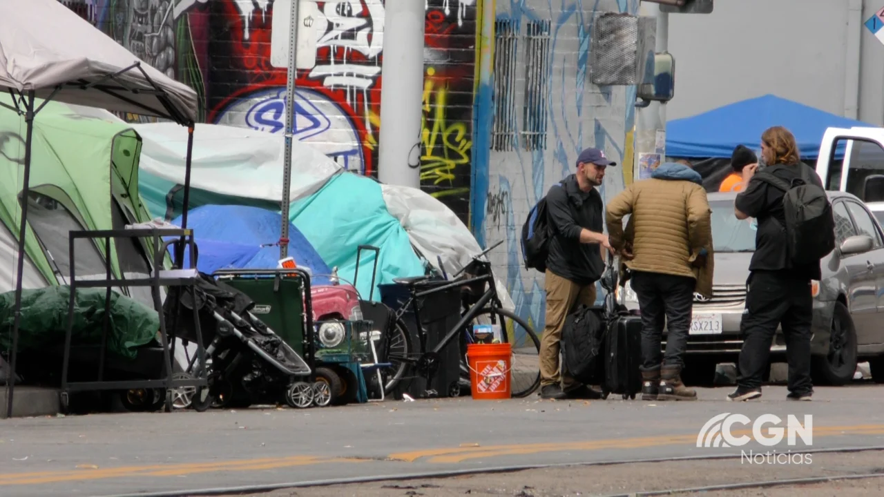 ANTE EL GRAVE PROBLEMA DE “HOMELESS” LA CIUDAD DE SAN DIEGO ADOPTA LEYES MÁS ESTRICTAS.