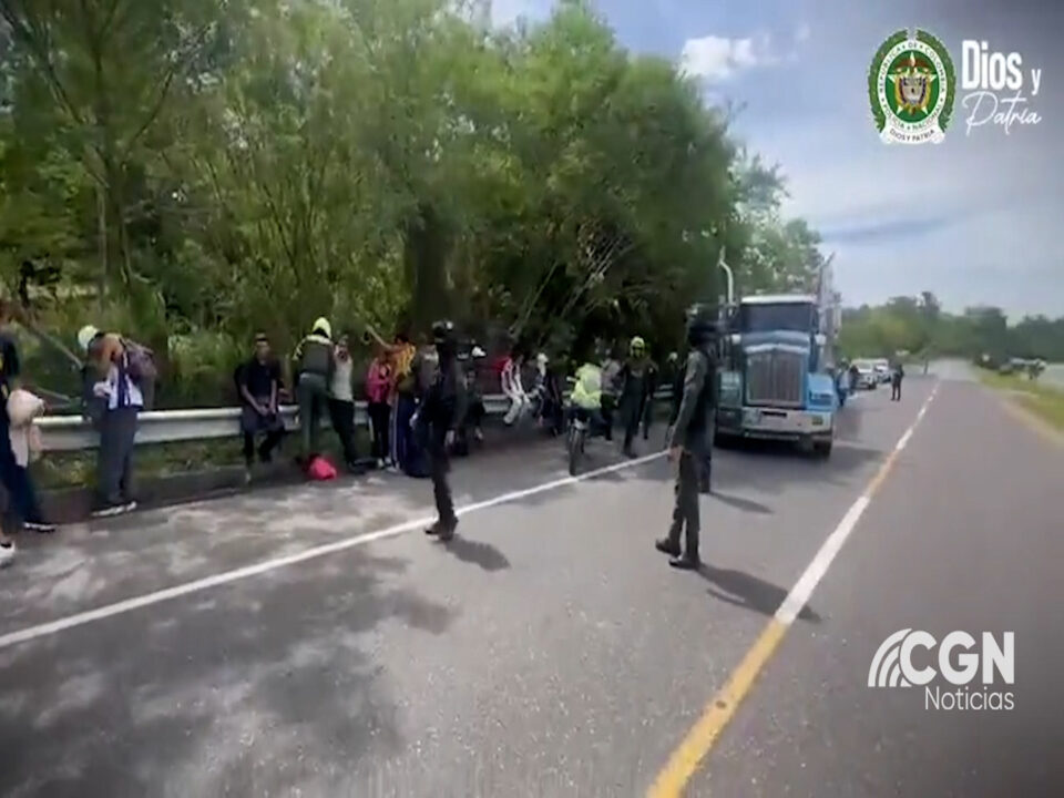 ALERTA POR ROBOS EN CARRETERAS COLOMBIANAS