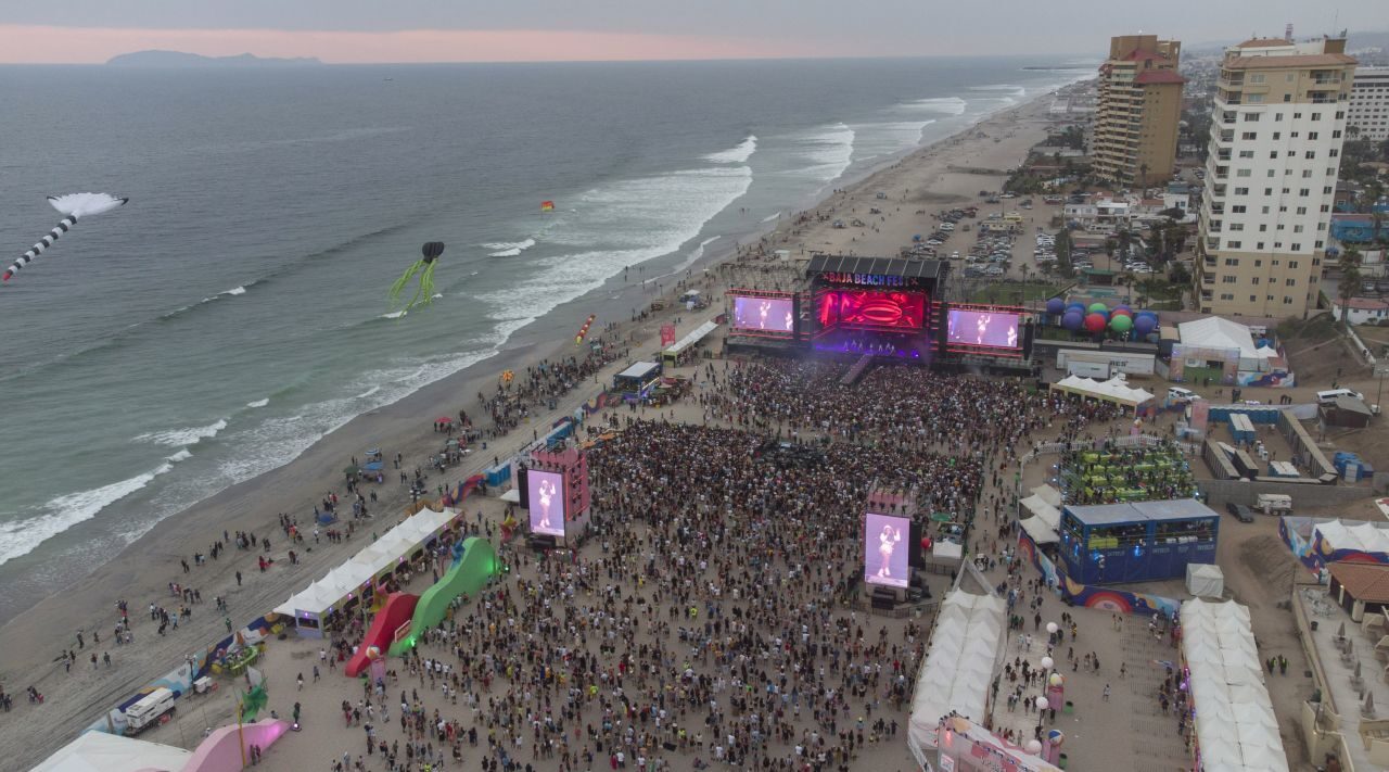 Inicia el Baja Beach Festival. Con Don Omar, Grupo Firme, Becky G y Ozuna en Rosarito.