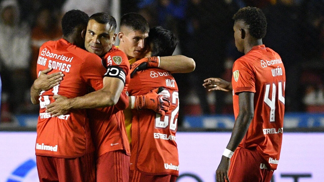 El Inter de Brasil se impone en Bolivia