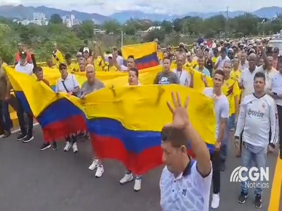 PARO DE TAXISTAS PARALIZA A UN PAÍS