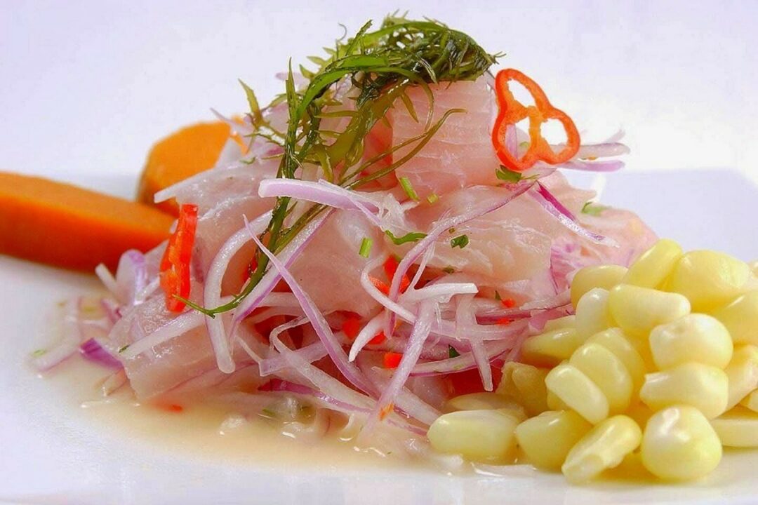 Ministro de Economía sugiere no consumir ceviche ante alza del precio del limón