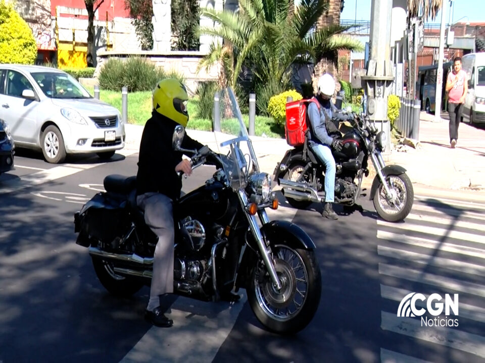 Endurecen sanciones contra motociclistas de la Ciudad de México, buscan disminuir accidentes mortales