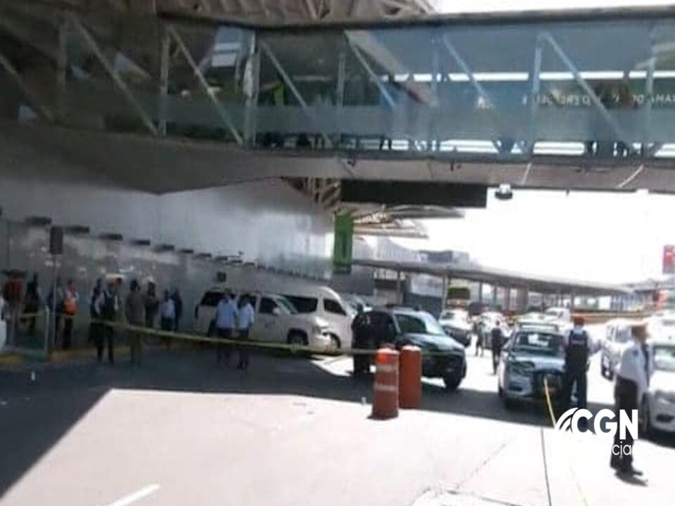 Tiroteo en aeropuerto de Ciudad de México