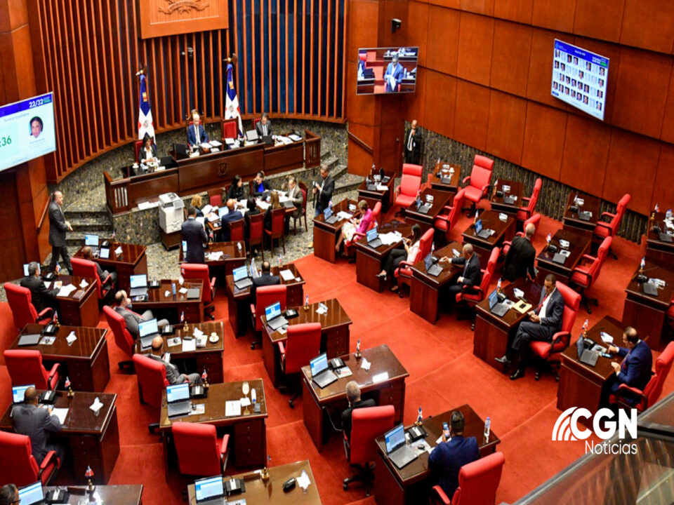 Senado de la república expresa dudas y descontento a cancillería