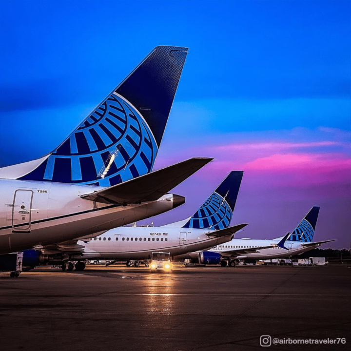United Airlines falla: suspenden vuelos por falla computacional.