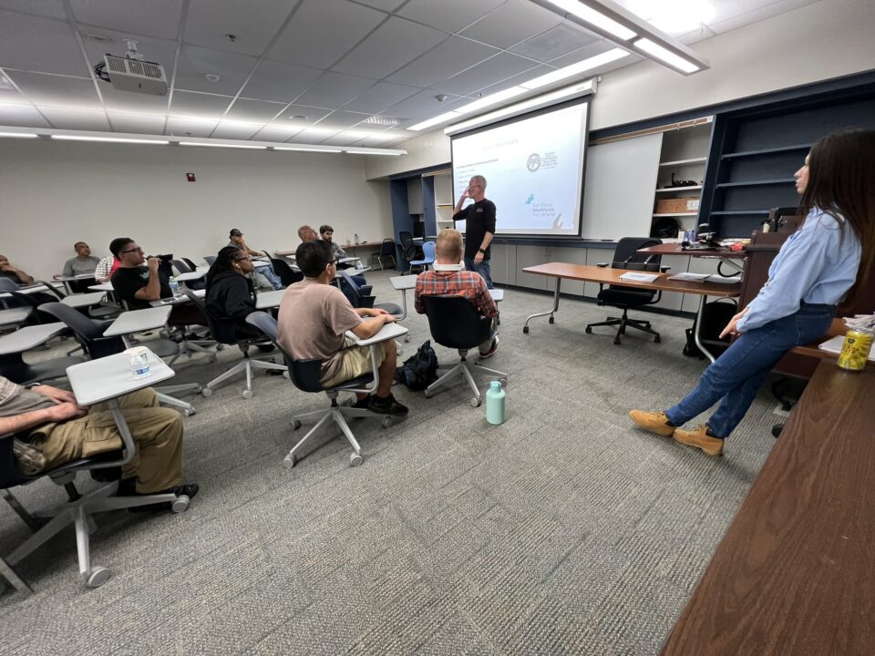 La universidad en California será más barata para estudiantes que viven en Baja California: Aquí los detalles de esta nueva ley.