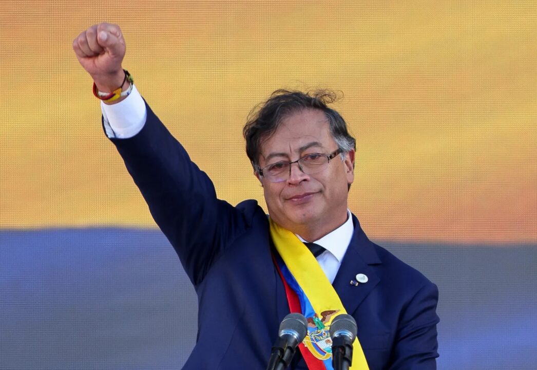 \"Si hay que suspender relaciones exteriores con Israel las suspendemos\": Gustavo Petro