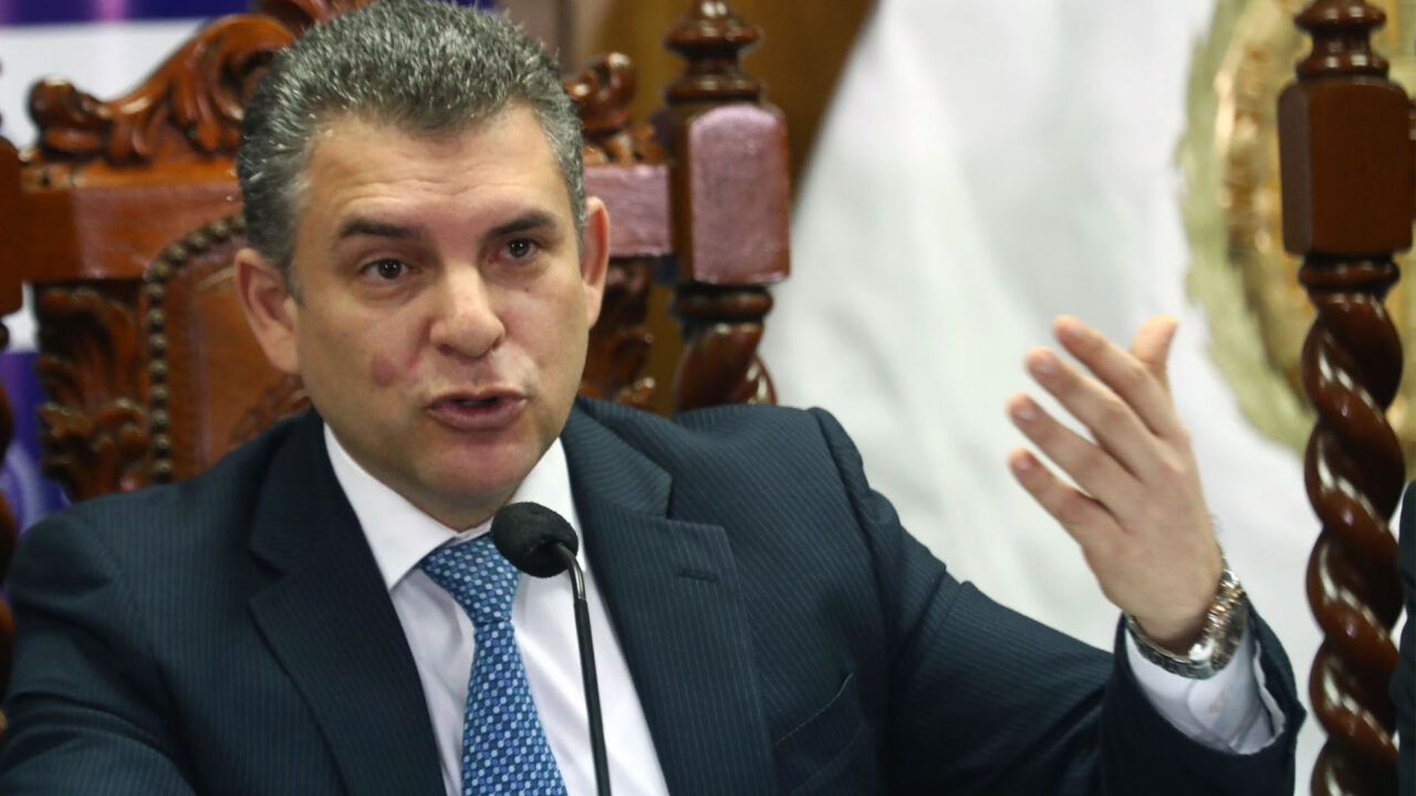 Suspenden por más de 8 meses a fiscal coordinador del equipo Lava Jato