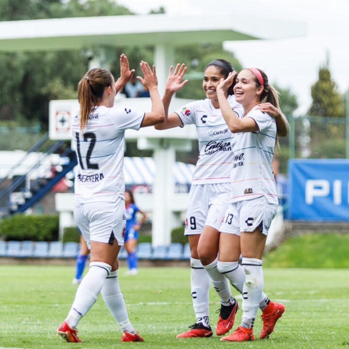 Goleada y liguilla para las Xolas