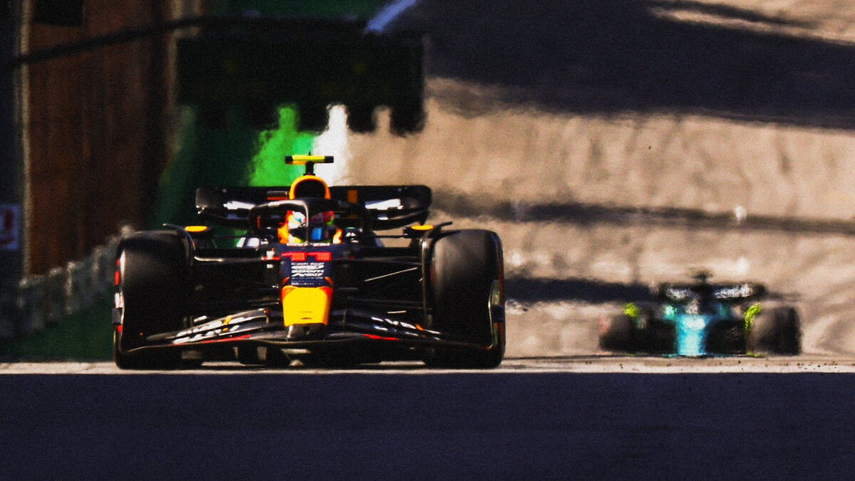 Checo Pérez está a un paso de hacer historia en la F1