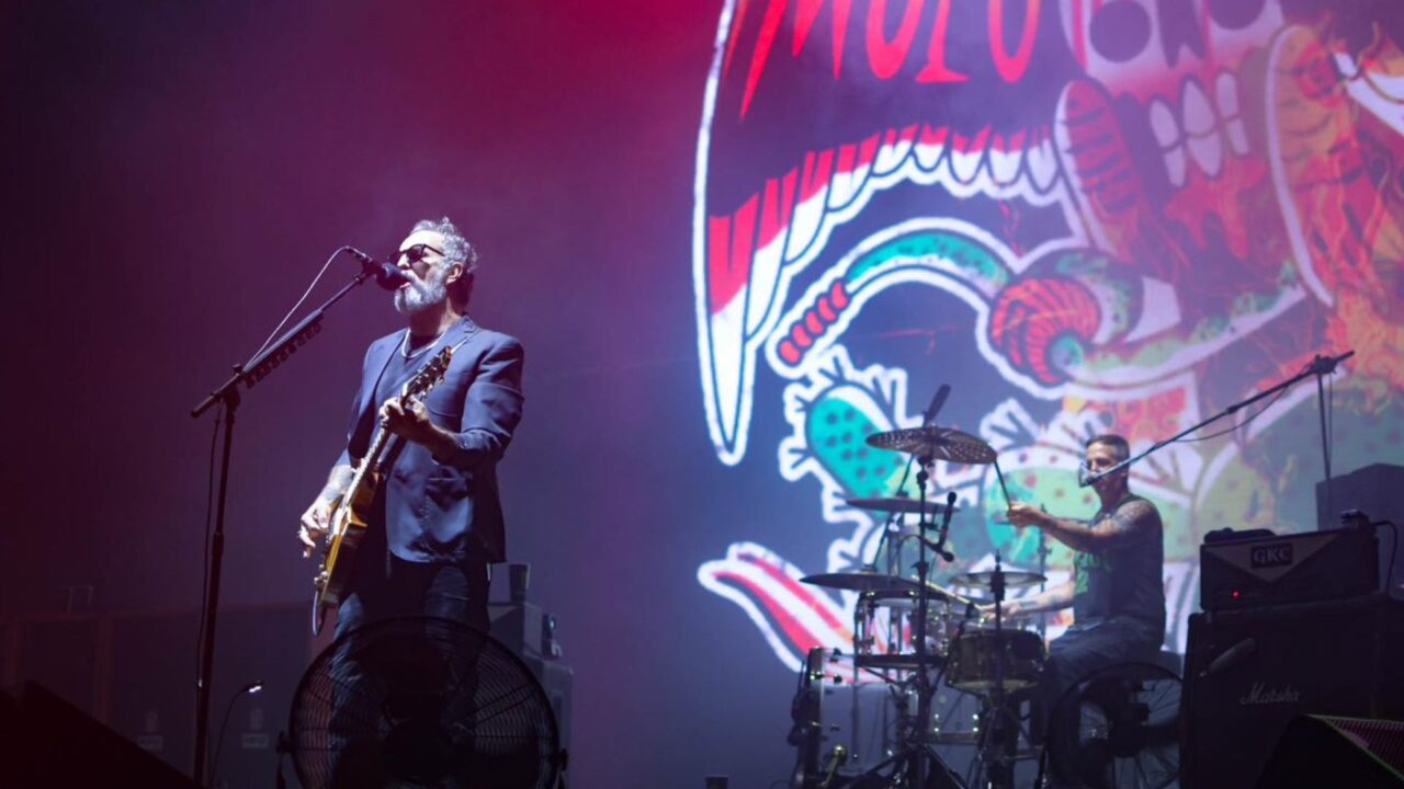 Cancelación de concierto de Molotov en Tijuana deja a fans confundidos y enojados