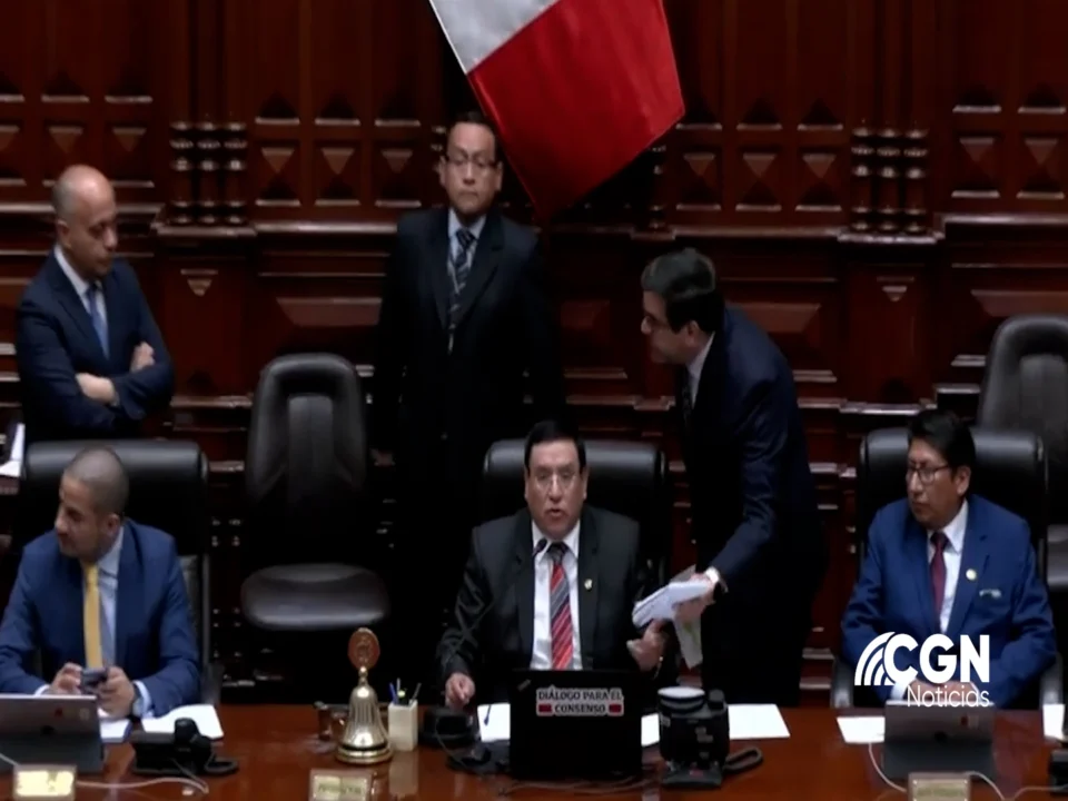 Congreso aprueba retorno a la Bicameralidad