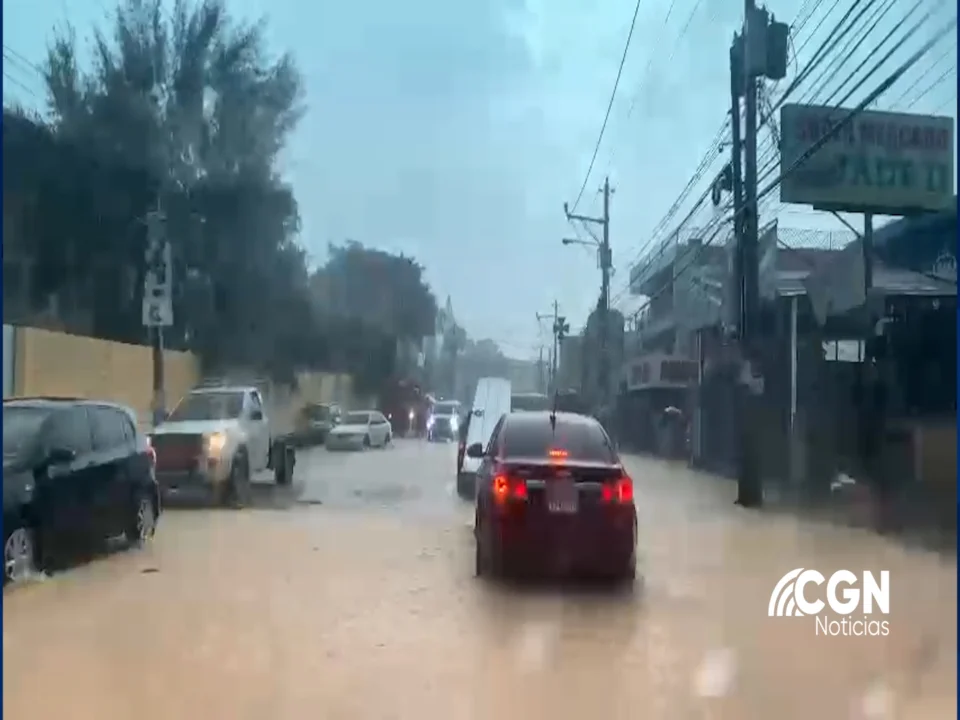 Inundaciones dejan al menos 30 muertos en República Dominicana