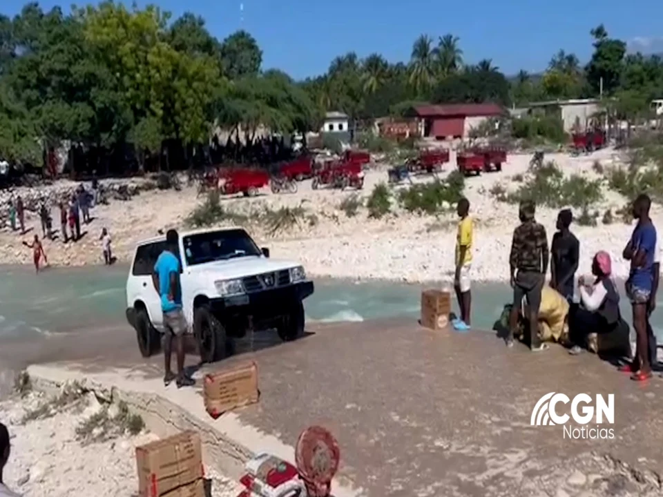 Disturbios en mercado binacional: Haitianos desesperados por falta de alimentos