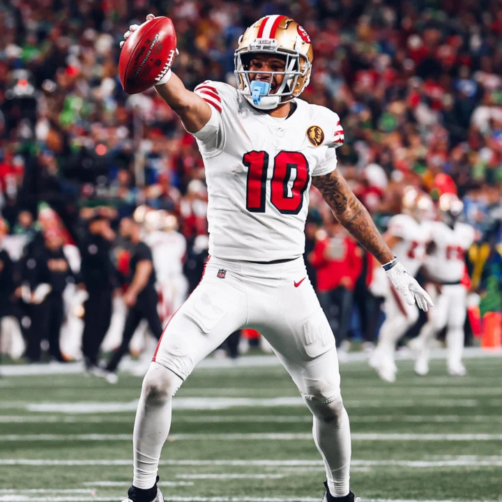 Christian McCaffrey lleva a San Francisco al liderato de la NFC Oeste