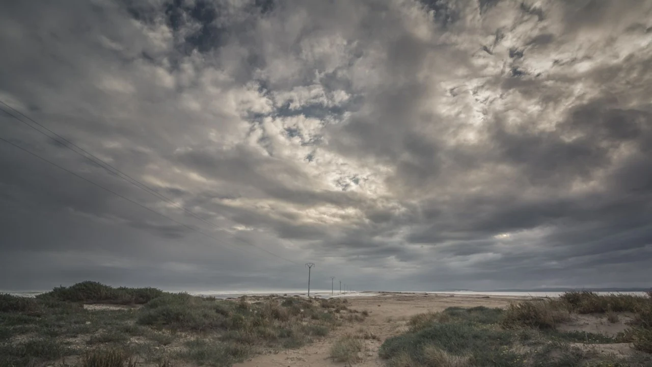 El clima previo a Navidad será nublado, frío y hasta con tormenta eléctrica