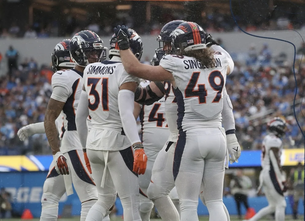 ¡Sin Pila! Chargers pierde ante Denver, a Herbet y la postemporada en una tarde gris en L.A.