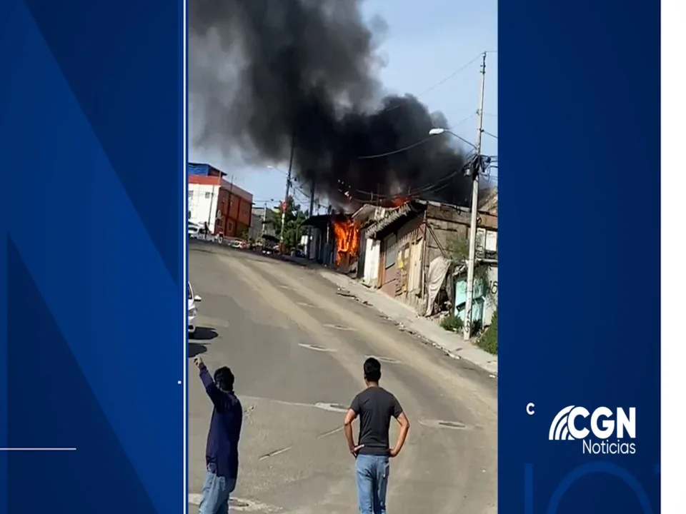 Se incendia vivienda en la colonia El Laurel