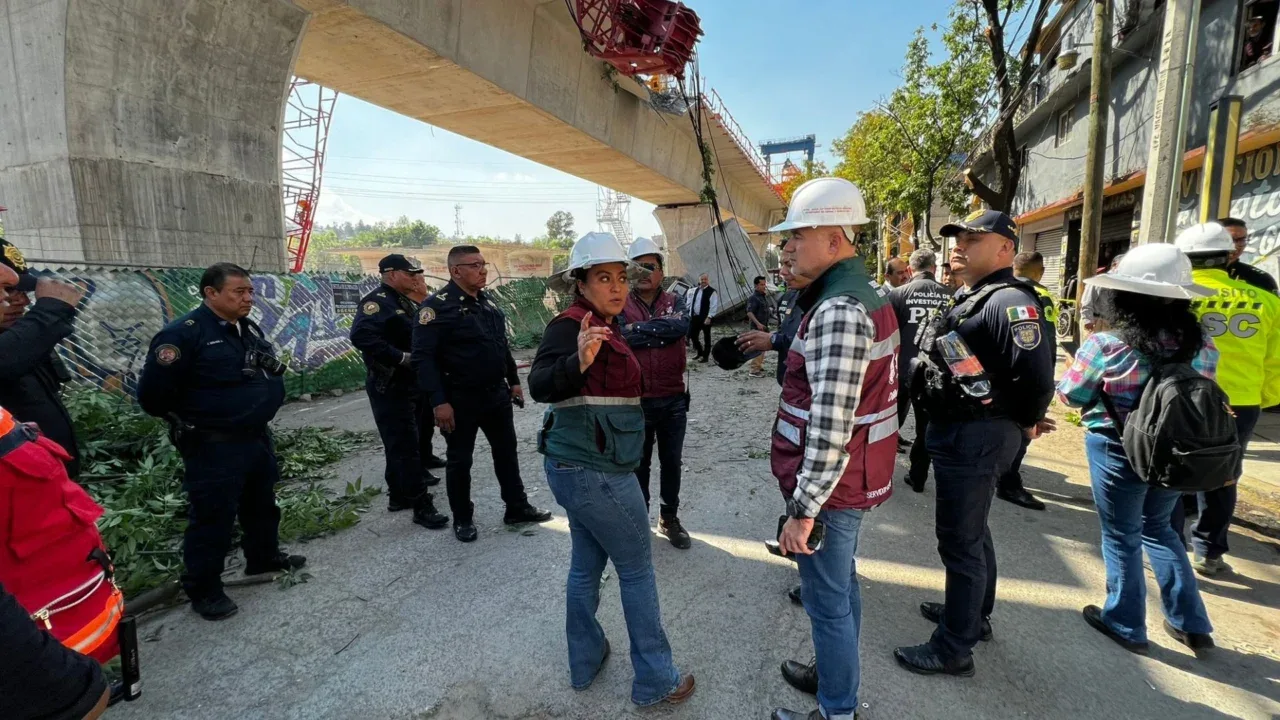 VIDEO: Dos hombres sobreviven al colapso en Tren Interurbano México-Toluca