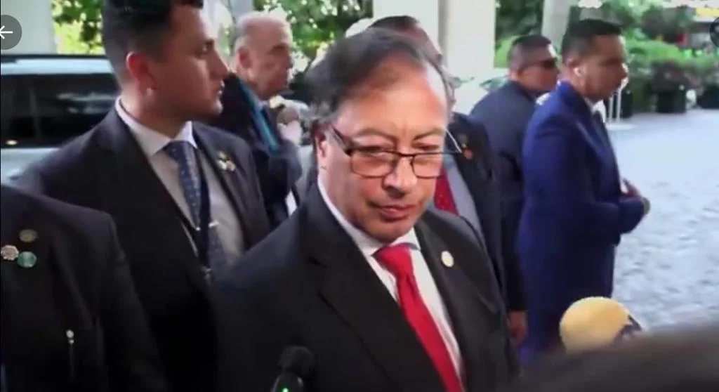 Gustavo Petro retrasó visita a Suiza, por caos en la posesión del presidente de Guatemala Bernardo Arévalo