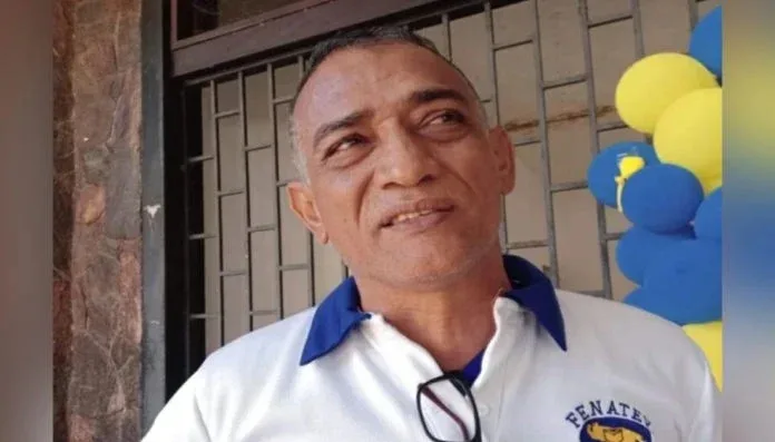 Detienen a sindicalista que protestaba por mejoras salariales