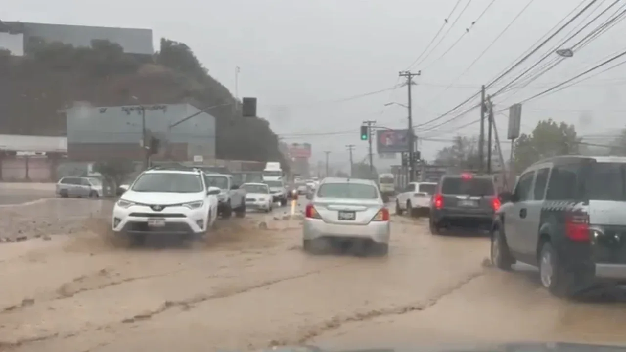 Alertan autoridades sobre puntos de encharcamientos en Tijuana por las lluvias