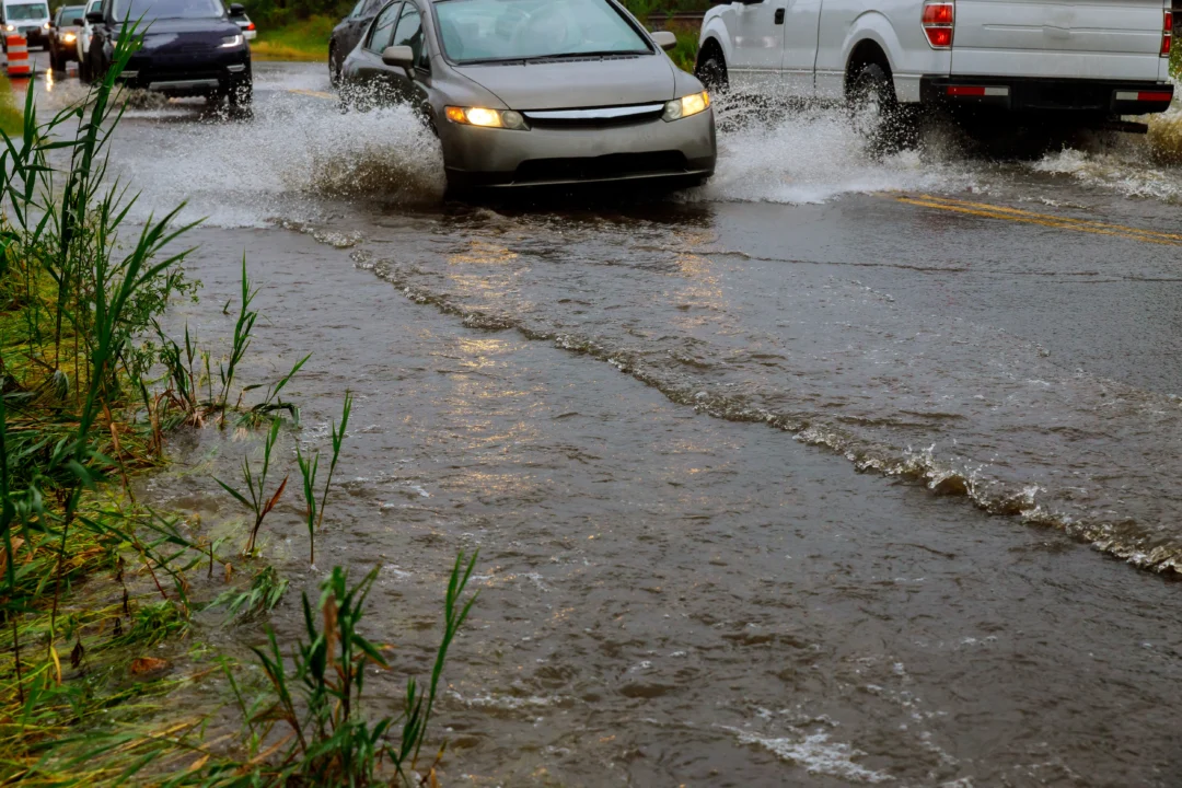 Calles cerradas por inundaciones en San Diego