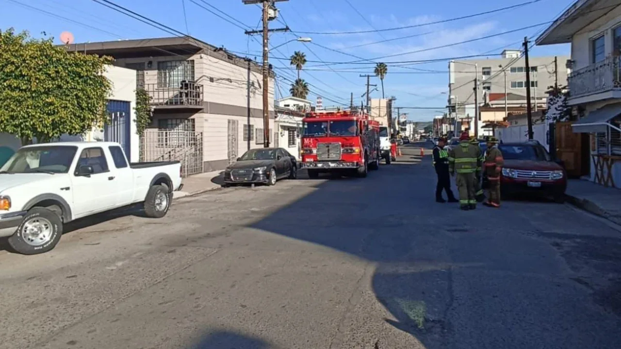 Desalojan a estudiantes de Instituto Progreso en Tijuana por fuga de gas