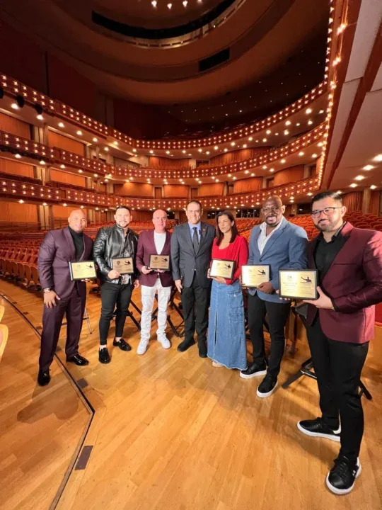 Grupo Niche recibe galardón por su exitosa trayectoria musical en Miami  