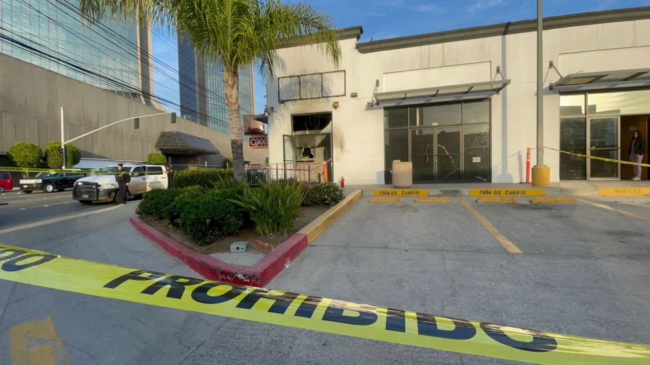 Queman casa de cambio en el Boulevard Agua Caliente de Tijuana