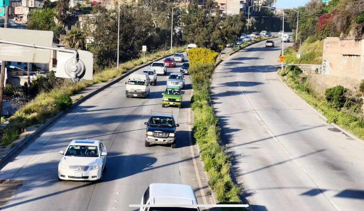 Cerrarán por una semana calle segunda de Tijuana, repararan un hundimiento en la carretera 