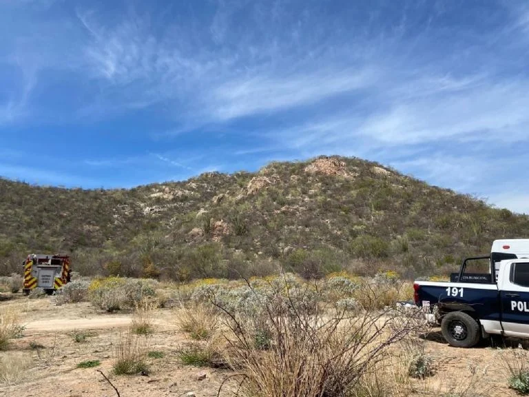 Localiza el cuerpo de una mujer en cerro de la colonia Natura, había más restos en el lugar