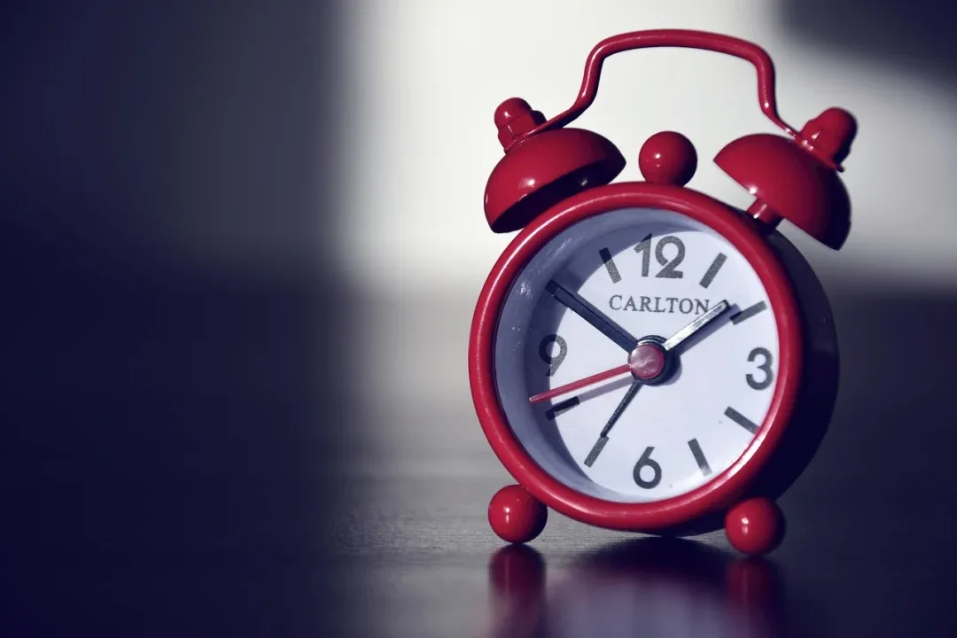 ⏰¿Se adelanta o se atrasa el reloj para el horario de verano 2024?