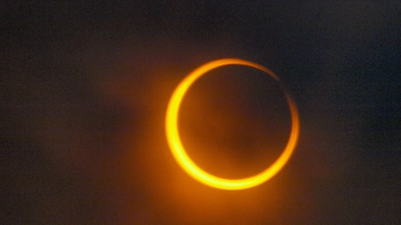 Estos son los estados que suspenden clases por eclipse solar del 8 de abril en México